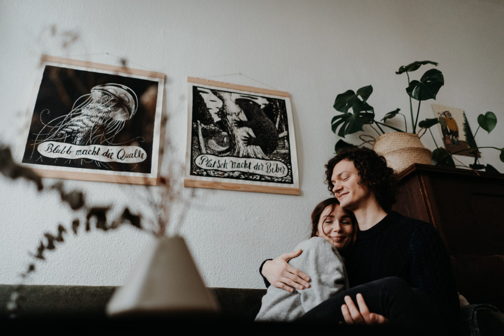 Couple Homestory Berlin Engagement Fotos