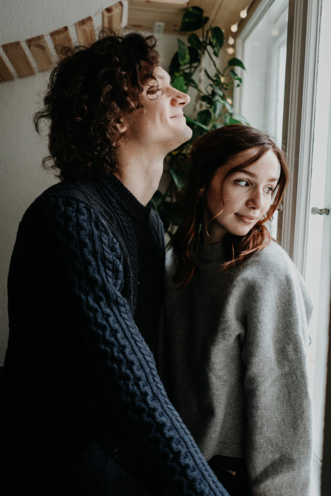 Couple Homestory Berlin Engagement Fotos