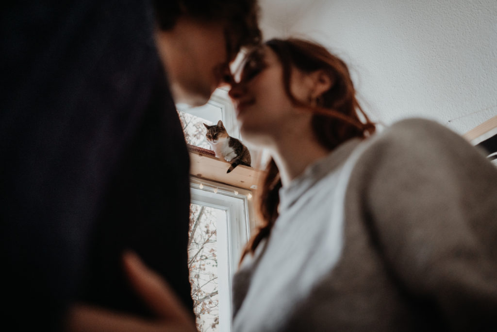 Couple Homestory Berlin Engagement Fotos